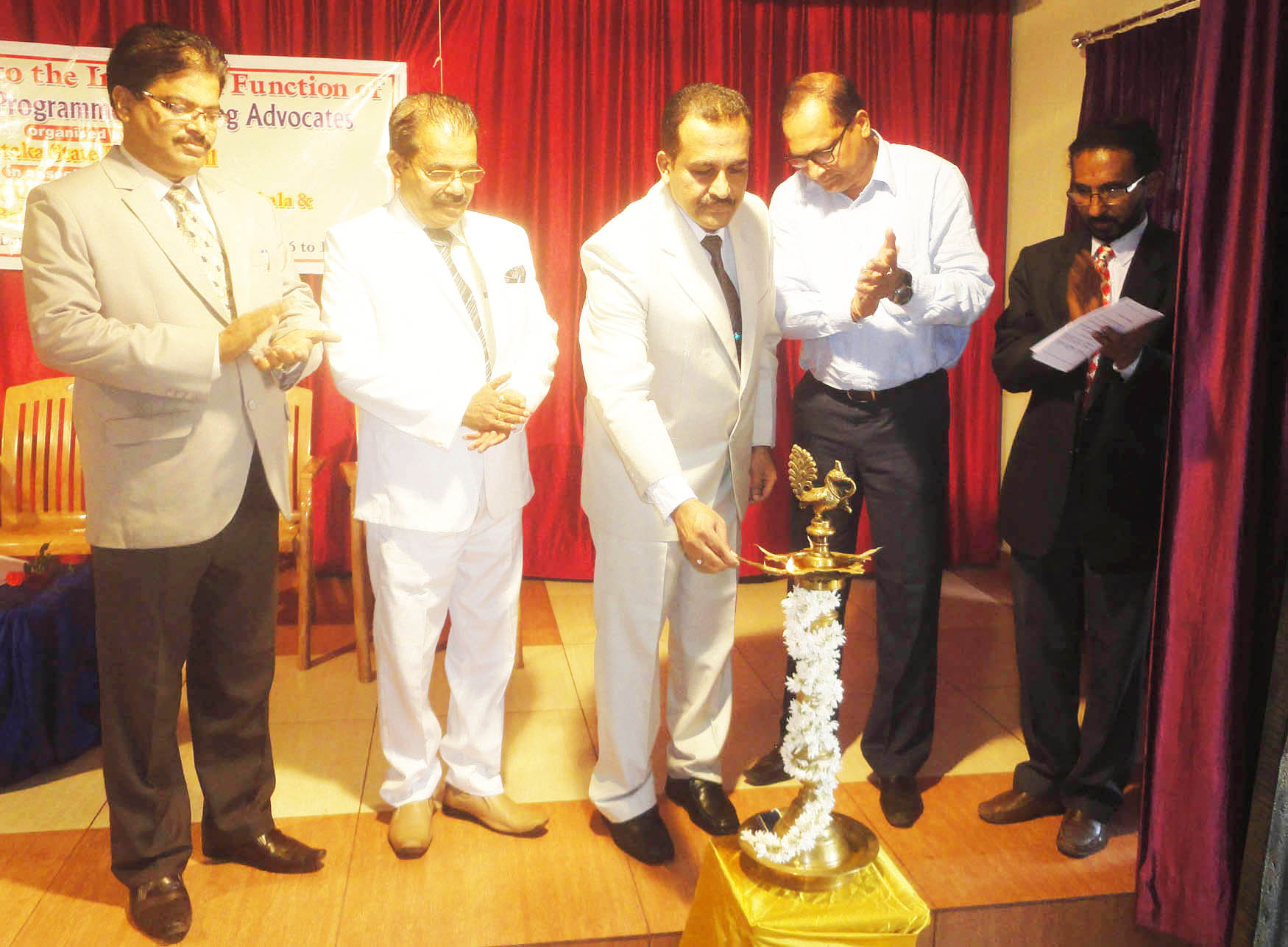 ಜ್ಞಾನ ವೃದ್ಧಿಸಿಕೊಳ್ಳಲು ವಕೀಲರಿಗೆ ತರಬೇತಿ ಅಗತ್ಯ